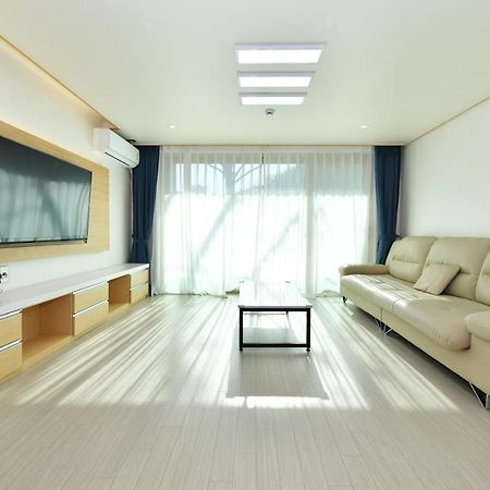 Sokcho Daemyung Heidi Pension Bagian luar foto